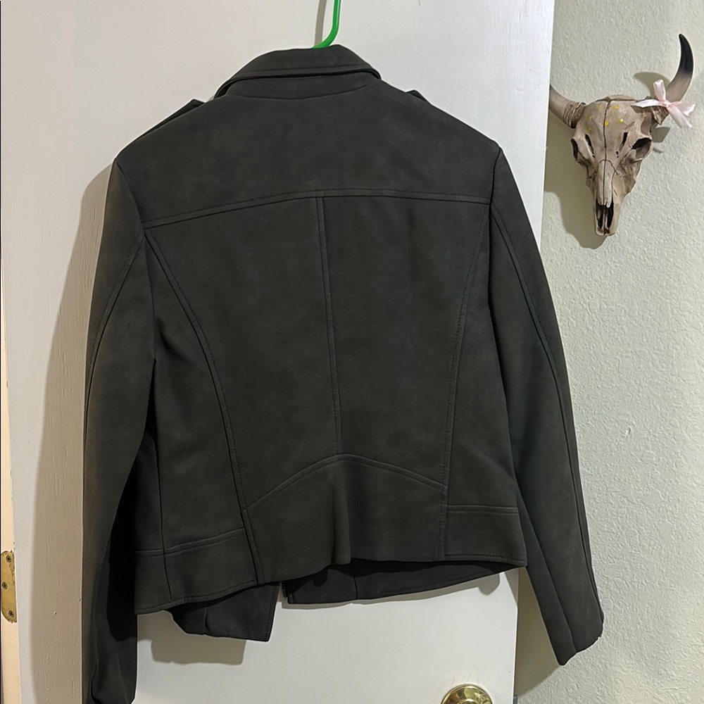 Women's Green Jacket - Picture 8 of 13
